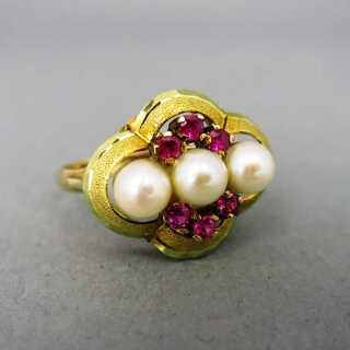 Vintage Damenschmuck in Gold - Annodazumal Antikschmuck: Goldring mit Rubinen und Perlen kaufen