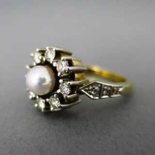 Antikschmuck für Damen - Annodazumal Antikschmuck: Vintage Ring in Gold mit Perle und Diamanten kaufen