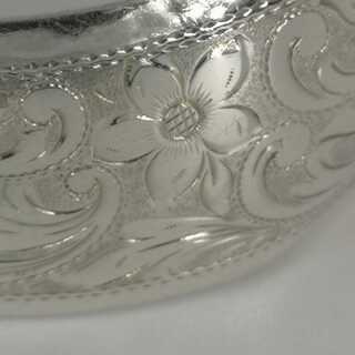 Magnificently chiselled silver handcrafted bangle or clasp