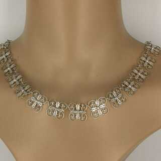 Antiker Silberschmuck - Annodazumal Antikschmuck: Filigrane Halskette in Silber aus dem Jugendstil kaufen 