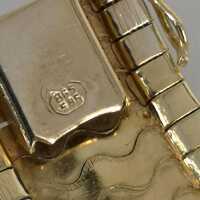 Prächtiges Armband in Gold mit mythologischen Motiven