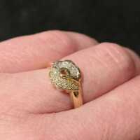Vintage Damenring in Gold mit Diamanten in Blütenform