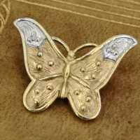 Vintage Damenschmuck in Gold - Annodazumal Antikschmuck: Kleine Schmetterlingbrosche in Gold mit Diamanten kaufen