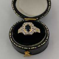 Antikschmuck für Damen - Annodazumal Antikschmuck: Vintage Ring in Gold mit zahlreichen Brillanten und Saphir kaufen