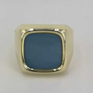 Schön geformter Siegel Ring in Gold mit einer Platte aus blauem Lagenonyx