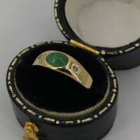 Antikschmuck für Damen - Annodazumal Antikschmuck: Vintage Bandring in Gold mit Smaragd und Diamanten kaufen
