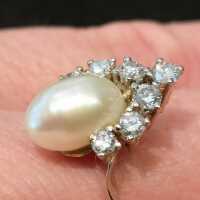 Vintage Goldschmuck - Annodazumal Antikschmuck: Damenring in Weißgold mit Perle und Brillanten kaufen