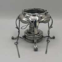 Große antike Teekanne mit Rechaud in Silber