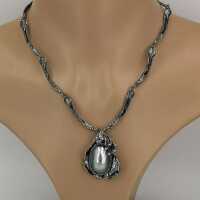 Antikschmuck für Damen - Annodazumal Antikschmuck: Vintage Collier in Silber mit einer Abalone-Muschel kaufen