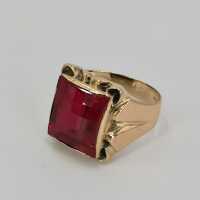 Antique mens ring in gold with a purple-red spinel