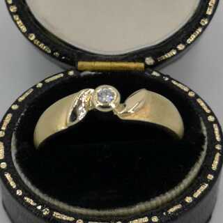 Vintage Verlobungsring in Gold mit einem Diamanten
