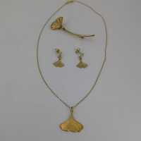Vintage Schmuck in Gold - Annodazumal Antikschmuck: Dreiteiliges Schmuckset in Gold mit Ginko Blättern kaufen