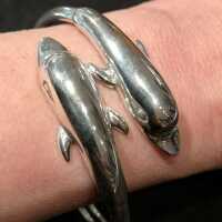 Antikschmuck für Damen - Annodazumal Antikschmuck: Vintage Delphin Armreif aus Silber kaufen