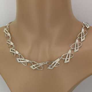 Antikschmuck für Damen - Annodazumal Antikschmuck: Vintage modernistische Halskette aus Silber kaufen