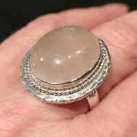 Vintage Schmuck in Silber - Annodazumal Antikschmuck: Damenring aus Silber mit einem Rosenquarz Cacochon kaufen