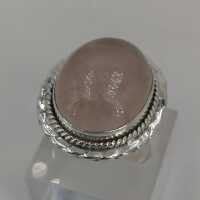 Vintage silver ladies ring with a rose quartz cabochon