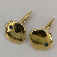 Elegant Unisex Gold Cufflinks with Sapphires