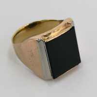 Exquisite vintage mens ring in 750/- gold with an onyx