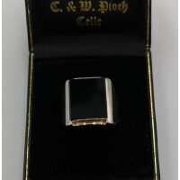 Exquisite vintage mens ring in 750/- gold with an onyx