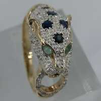 Vintage panther ring in gold with sparkling gemstones