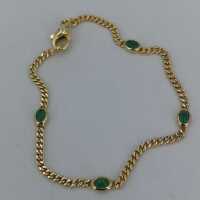 Zartes Damenarmband in Gold mit Smaragden