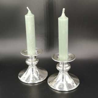 Antikes Silber - Annodazumal Antikschmuck: Elegantes Paar Kerzenleuchter in Sterling Silber kaufen