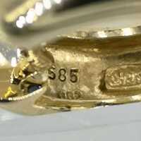 Elegant hinged hoop earrings in gold with sapphires and diamonds