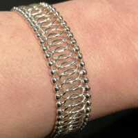 Antikschmuck für Damen - Annodazumal Antikschmuck: Vintage filigranes Armband in Silber kaufen