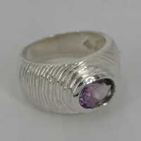 Vintage Designer Bandring in Silber mit einem Amethyst