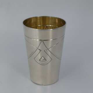 Art Deco drinking mug in 800 silver