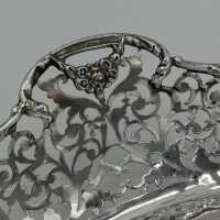 Exquisite antique serving bowl in 925 sterling silver