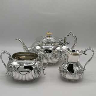 Antikes Silber - Annodazumal Antikschmuck: Antiker Teekern aus Sterling Silber kaufen