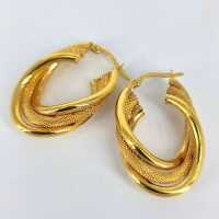 Enchanting hoop earrings in 585 yellow gold with an unusual design