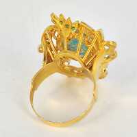 Opulenter Damenring aus Gold mit Opal und Edelsteinen