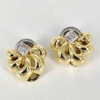 Pair of vintage clip earrings with diamonds in 585 yellow and white gold