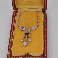 Antique negligee necklace in platinum and gold with old-cut diamonds