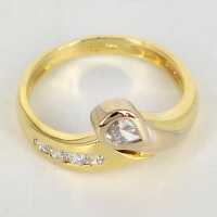 Elegant vintage ladies ring in 585 yellow gold with sparkling diamonds