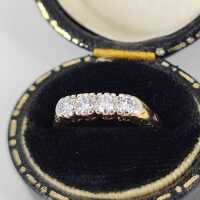 Art Deco Damenring aus den 1930er Jahren in 585er Gelbgold mit Diamanten