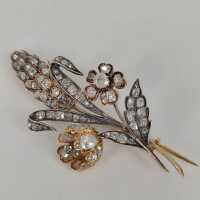 Biedermeier brooch in gold and silver with approx. 2.5 ct diamonds