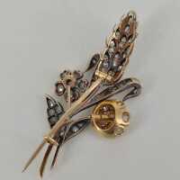 Biedermeier brooch in gold and silver with approx. 2.5 ct diamonds