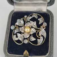 Filigree Art Nouveau brooch in 585 gold and silver with diamonds