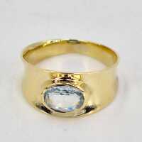 Vintage Damenring aus 333er Gelbgold mit Aquamarin – handgearbeitet