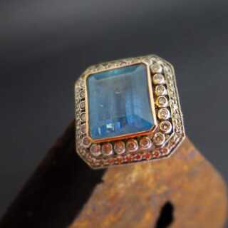 Prächtiger Aquamarinring mit Diamanten