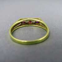 Geometrischer Ring mit Rubinen und Brillanten