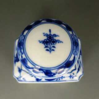 Porcelain tea box Meissen, Marcolini period