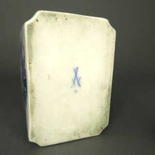 Porcelain tea box Meissen, Marcolini period