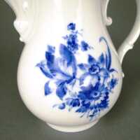 Porcelain coffee pot blue flowers Meissen