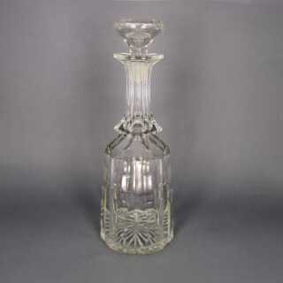 Antikes Glas - Annodazumal Antikschmuck: Antike mundgeblasene Karaffe aus Kristallglas kaufen 