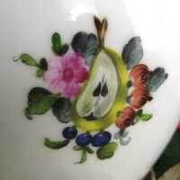 Schöne Porzellan Vase Blumenvase Blumen Früchte Herend Ungarn handbemalt