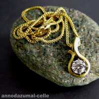 Huge 1,45 ct diamond pendant in 18 karat gold incl. chain